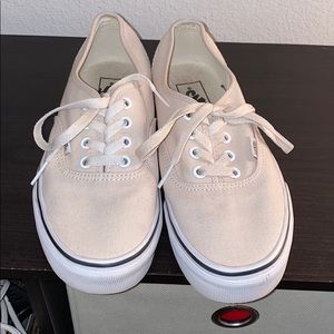 All cream low vans